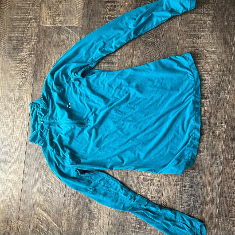 Workout top/ coverup